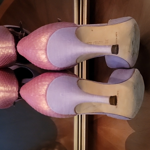 Manolo Blahnik heels - Picture 4 of 8